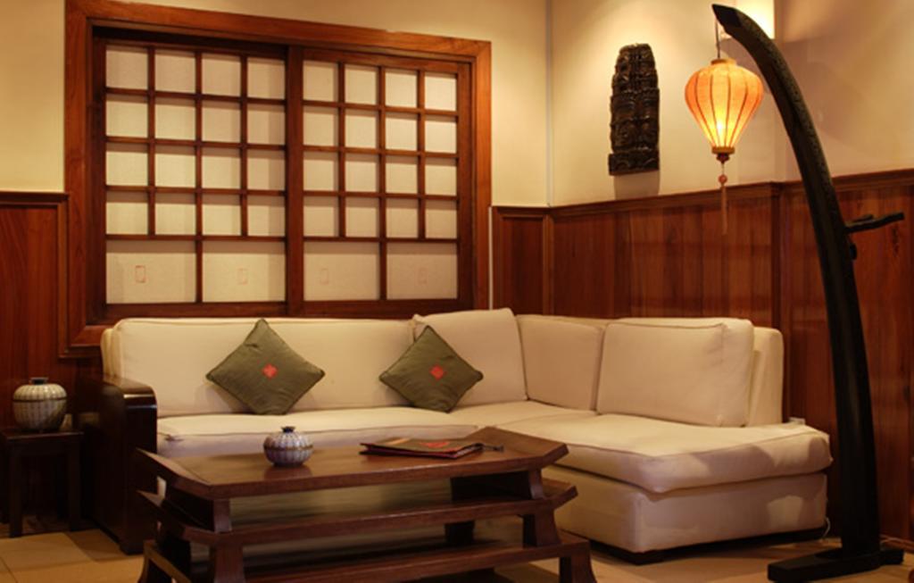 Red Hibiscus Hotel Phnom Penh Exterior photo